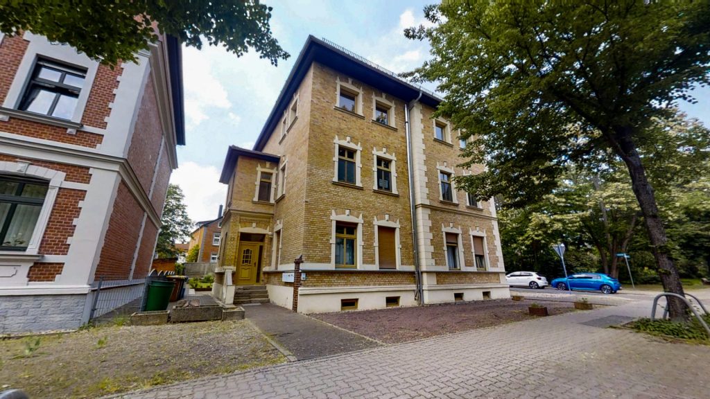 Hallesche-Strae-22-06222021_151859-2